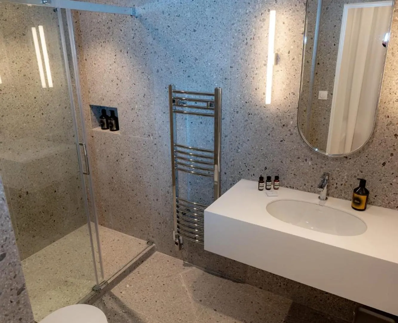 パリAn Attractive Flat Near Jardin Du Luxembourgアパートメント パリ